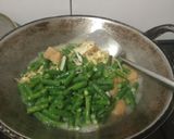 Foto langkah ke 2 dari resep Oseng kacang panjang.