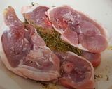 Foto del paso 1 de la receta Filetes de contramuslos de pavo en AirFryer