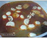 A picture of step 5 of Tom Yum Goong (Thai Hot and Sour Shrimp Soup).