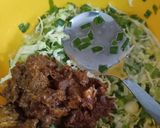 Foto langkah ke 2 dari resep Martabak Telur Mini (Isi Rendang).