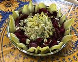 Une image de l'étape 8 de Salade aux deux endives, roquefort et sauce maison.