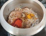 A picture of step 5 of Saunf wali masaledar turai.