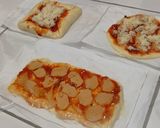 Foto langkah ke 6 dari resep Pizza Mini Empuk.