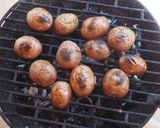 Grillezett fűszeres krumpli recept fázis 3 fotója