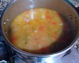 Foto del paso 8 de la receta: Alubias pintas con acelgas y sofritada de hojas de acelgas
