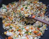Foto langkah ke 6 dari resep Nasi goreng oriental ala kondangan.