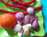 Foto langkah ke 2 dari resep Balado ikan asin + tahu.