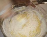 A picture of step 4 of Simple lemon cake.