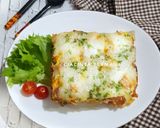 Foto langkah ke 9 dari resep Cheese and beef bread pudding.