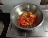 પીઝા સોસ (Pizza sauce recipe in gujarati) રેસીપી સ્ટેપ2ફોટો