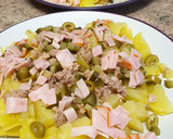 Foto del paso 2 de la receta: Patatas aliñadas con salsa de yogurt y jalapeños