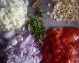 A picture of step 1 of Kadhai Paneer.