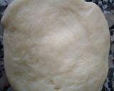 Foto langkah ke 4 dari resep Evde Poğaça/ Roti Gurih isi keju (Makanan Turki).