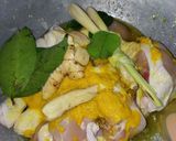 Foto langkah ke 2 dari resep 132. Ayam Ungkep Bumbu Kuning.