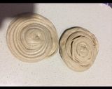A picture of step 3 of Onion paratha.
