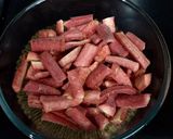 A picture of step 1 of Carrot Pickle.