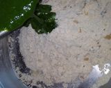 A picture of step 3 of Palak (Spinach) Puris.