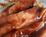 Foto del paso 1 de la receta: Salmón jerk con chips y ensalada