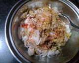 A picture of step 3 of Radish paratha.