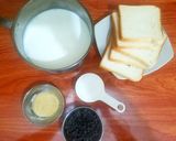 A picture of step 1 of Zebra bread pudding.