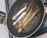 Foto langkah ke 4 dari resep Ikan Capelin Goreng Tepung.