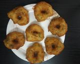 A picture of step 9 of Crispy Medu Vada | South Indian Vada | Indian donuts | Ulundu vada - How to make Medu Vada at home.