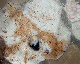 A picture of step 3 of Creamy dates shake.