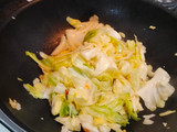 櫻花蝦炒高麗菜