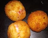 A picture of step 3 of Alu Paneer ball.