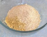 A picture of step 5 of Healthy Sattu Oats Chilla.