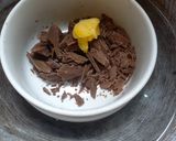 Foto langkah ke 3 dari resep Chocolate Dipped Oranges.