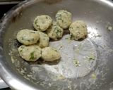 A picture of step 1 of Sabudana vada.