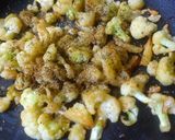 A picture of step 4 of Cheesey Cauliflower.