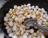 A picture of step 3 of Pumpkin seeds snack.