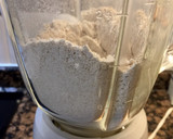 Foto del paso 4 de la receta: Bizcocho de avena, coco y trocitos de chocolate sin gluten