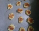 Foto langkah ke 6 dari resep Kue sagu keju.