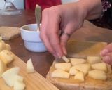 Une image de l'étape 2 de Croque pomme/caramel.