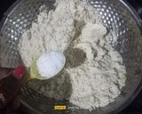A picture of step 2 of Papdi Chaat.