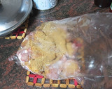 Foto del paso 1 de la receta: Muslitos de pollo jugosos hierbas provenzal con papas cocidas