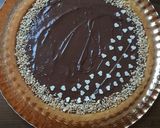 Foto del passaggio 1 della ricetta Crostata morbida con nutella decorata con cuoricini di cioccolato bianco e granella di nocciole