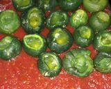 Foto del paso 2 de la receta: Zapallitos rellenos con carne molida y arroz