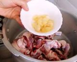 A picture of step 1 of Mutton yakhni Pulao Recipe 😊.