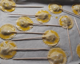 Foto del paso 4 de la receta: Piruletas de "pringá"