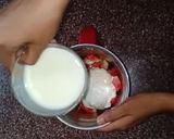 A picture of step 2 of Melon Papaya Smoothie.