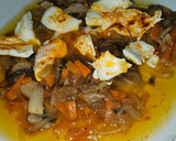 Foto del paso 8 de la receta: Huevo roto en escabeche ligero de setas