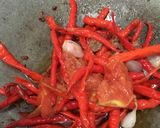 Foto langkah ke 1 dari resep Sambal Terasi Goreng.
