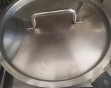 Foto del passaggio 1 della ricetta Peperoni ripieni vegetariani in padella