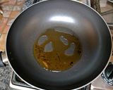 A picture of step 4 of Thai Style Chicken Livers.