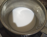 Foto langkah ke 4 dari resep Mochi Isi Wafer Cokelat.