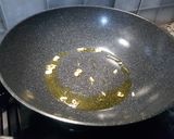 Foto del paso 1 de la receta: Tirabuzones con pollo y algo más